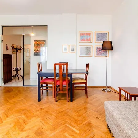 شقة Cozy Flat In Beyoglu Near Public Transportation *