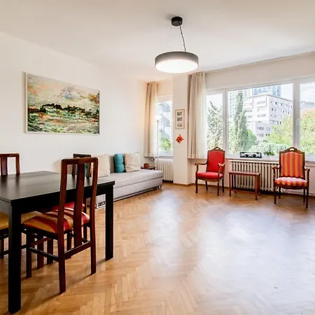 Cozy Flat In Beyoglu Near Public Transportation *